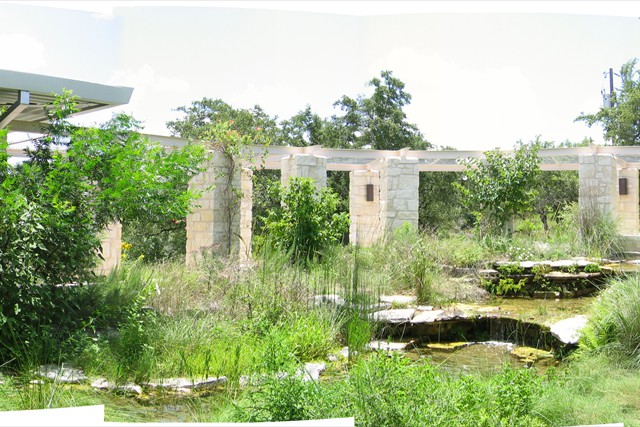 Avera Res - waterfall courtyard panorama 2