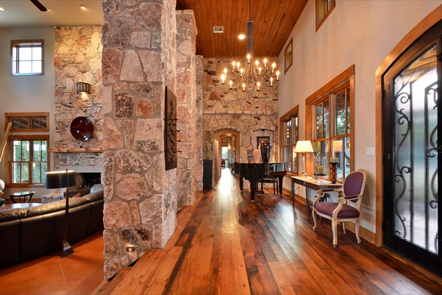 1224 River Mountain Rd 020-Foyer 01